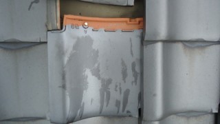 瓦釘割れ