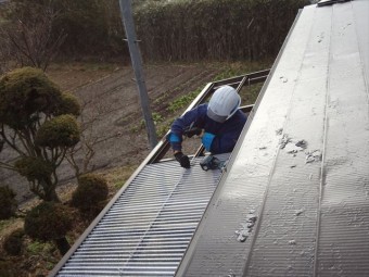 テラス屋根小波ポリカ張り