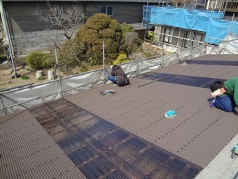 波板ビス固定