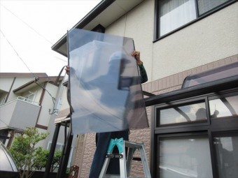 特寸カットポリカ取り付け
